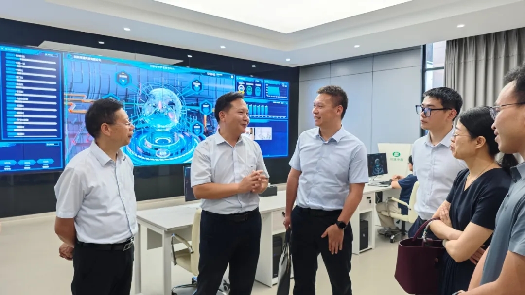 浙江省經(jīng)信廳副廳長婁萬總一行蒞臨川源調(diào)研指導