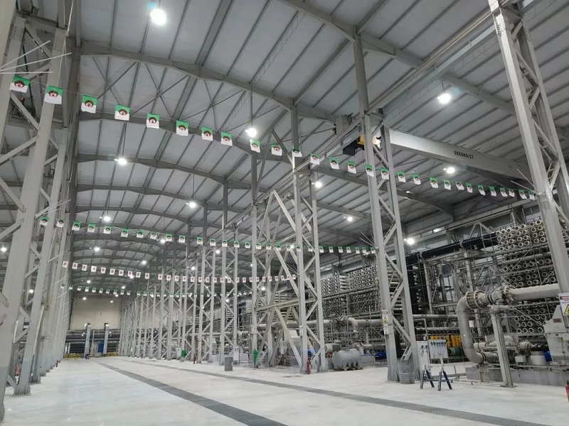 阿爾及利亞總統(tǒng)親臨奧蘭海水淡化項(xiàng)目，見(jiàn)證“海上水庫(kù)”惠澤民生