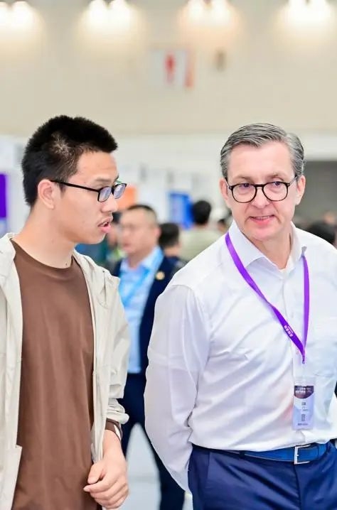 2025鋁產(chǎn)業(yè)博覽會盛大開幕！首日盛況全紀錄（附明日必看指南）