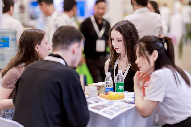 WOCA博覽會，出口好平臺 | 政策賦能&#215;全球視野！WOCA 2025助地坪企業(yè)“零門檻”出海，搶占萬億國際市場！