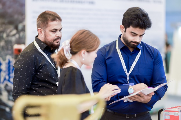 WOCA博覽會，出口好平臺 | 政策賦能&#215;全球視野！WOCA 2025助地坪企業(yè)“零門檻”出海，搶占萬億國際市場！