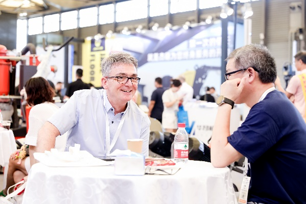 WOCA博覽會，出口好平臺 | 政策賦能&#215;全球視野！WOCA 2025助地坪企業(yè)“零門檻”出海，搶占萬億國際市場！